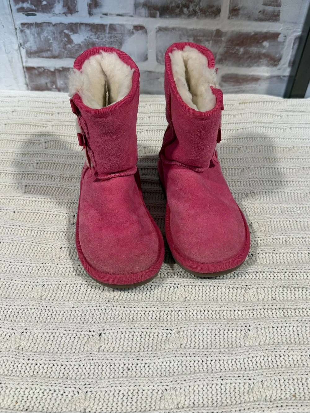 Koolaburra youth  Pink Suede Shearling Lined Boots size 10